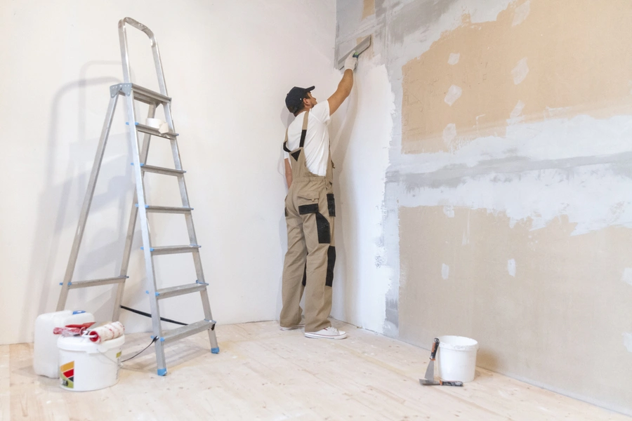 How Drywall Finishing Improves Home Interior Appearance in Phoenix, AZ